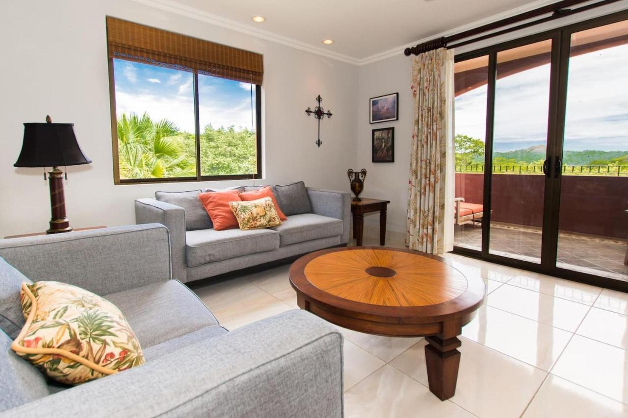 Exclusive Home On Golf Course At Reserva Conchal Is Stunning Inside And Out 普拉卡海尔 外观 照片